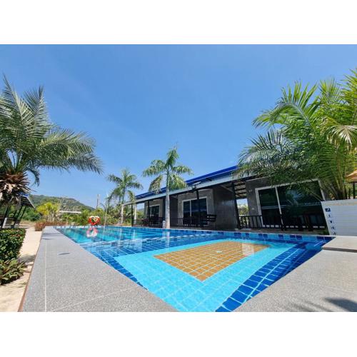 ต้นหว้ารีสอร์ท