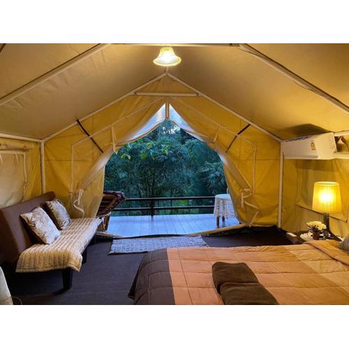 บ้านชมจันทร์ บ้านสวนสราญชล