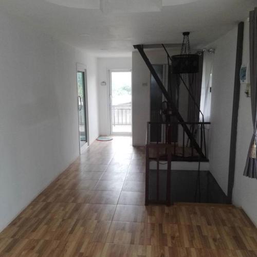 บ้านชอนตะวัน