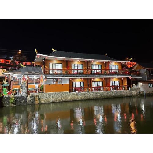 ริมหมอก จาต๋ารักไทย