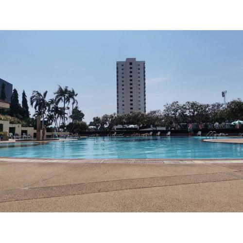 ริมหาดจอมเทียนพัทยา