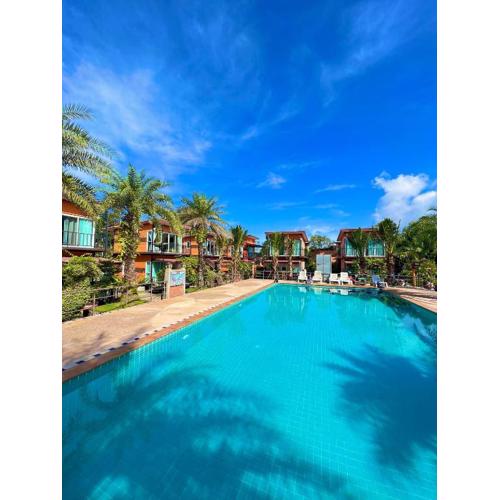 รัตนารีสอร์ท ลันตาน้อย