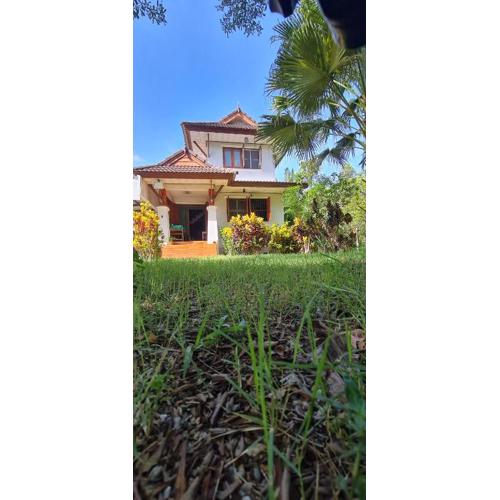 บ้านเขียมเลียบคลอง โฮมสเตย์