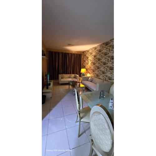 شقه باطلاله شاطي عجمان