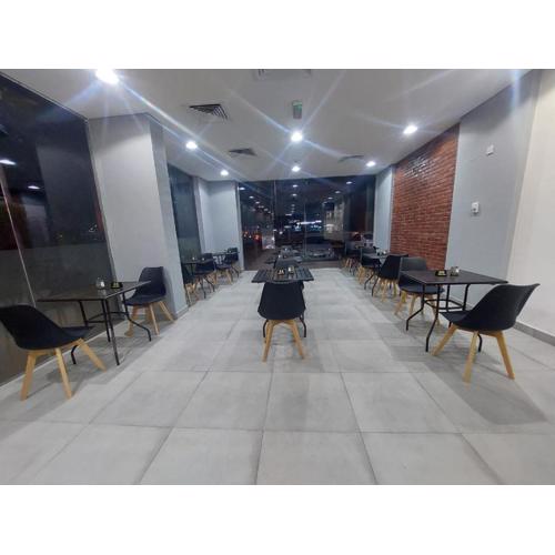 مطعم للبيع في الخالدية موقع مميز