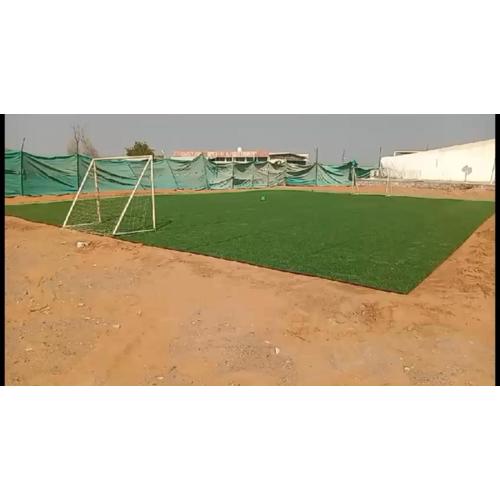 مزرعه ديزرت بريز راس الخيمه بها حمام سباحه وملاعب للاطفال و سينيما