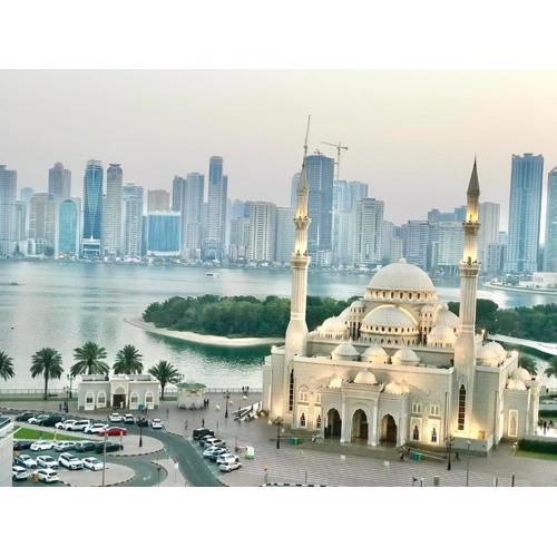 غرفة نوم بالشارقة