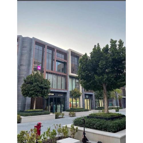 استوديو فاخر مفروش في الشارقة الزاهية