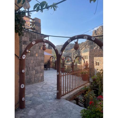 اطلالة العقر