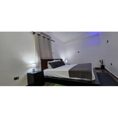 A 7 minutos del Aeropuerto SDQ, Moderno y Compacto Apartamento