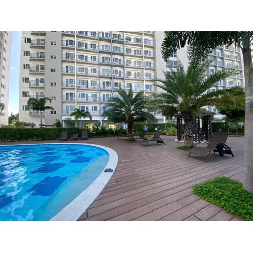 A Cozy 1 Bedroom Unit with a Parking at South Residences SM Southmall