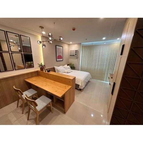 A cozy home feel with a city view - The Capitol at Sitari