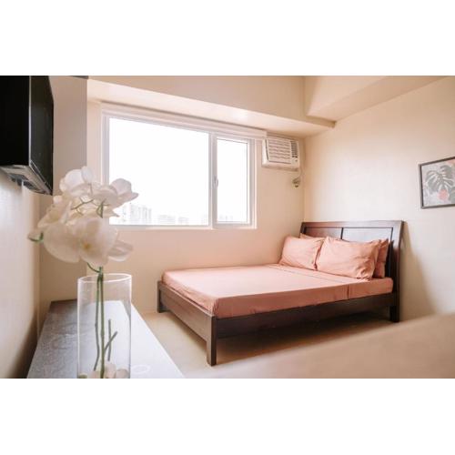 A Dreamy Escape for Three