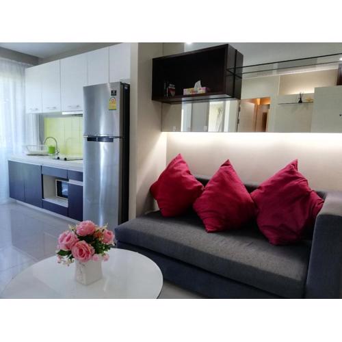 A Fully Furnished Condo in the Phuket Center