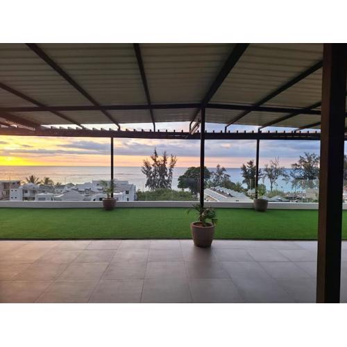 A Haven of Luxury by the Sea