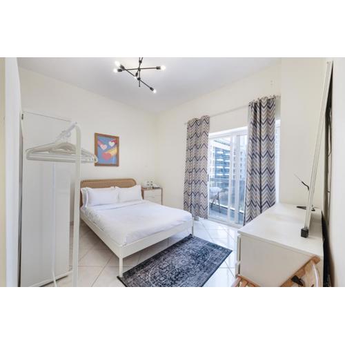 A-Living Cozy Studio in Marina Pearl with Balcony