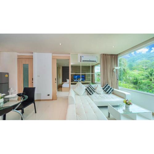 A New Experience of Private Vacation and Work in Patong