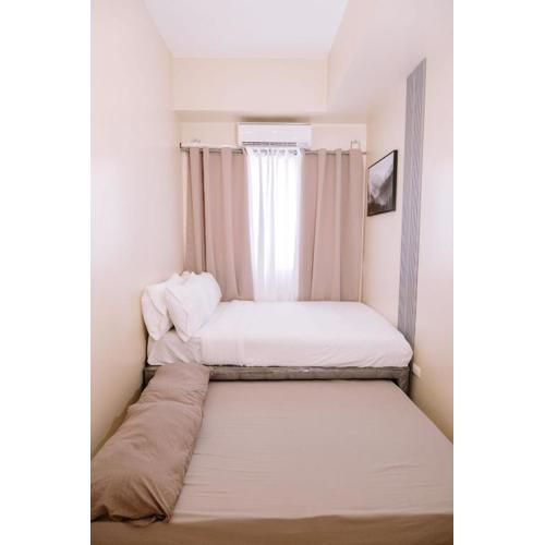 A Relaxing Poolside Stay