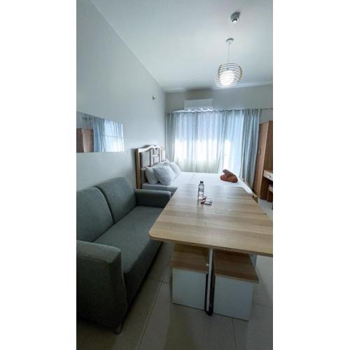 A Simple Yet Cozy Studio