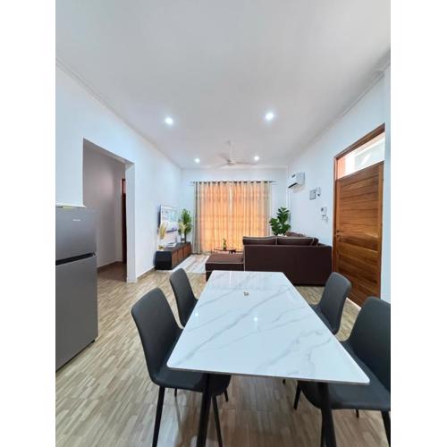 A square appartment 2 bed room