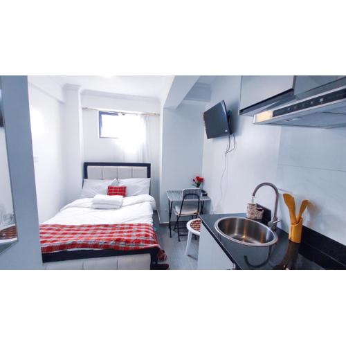 A1601 Winchester Suites -- Gym, Garden, Parking & Children play area