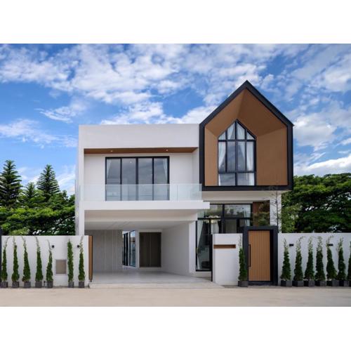 A9 Airport pool villa