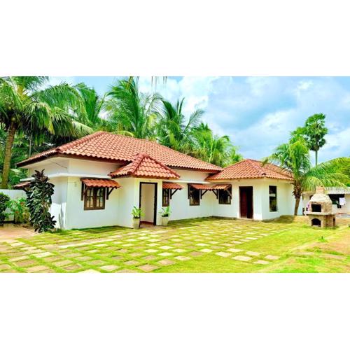 Abbi Holidays - Keerimalai Cultural Villa