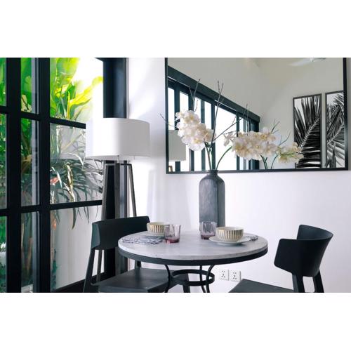 Abby May - Top location near Potato Head, walk everywhere!