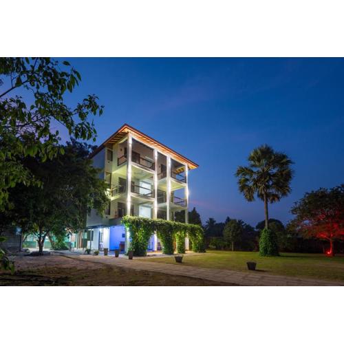 Abhayawewa Resort