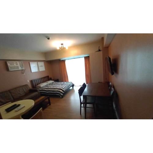 Abreeza chills place T1-1105