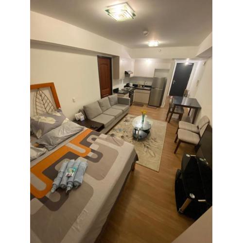 Abreeza chills place T2-2720