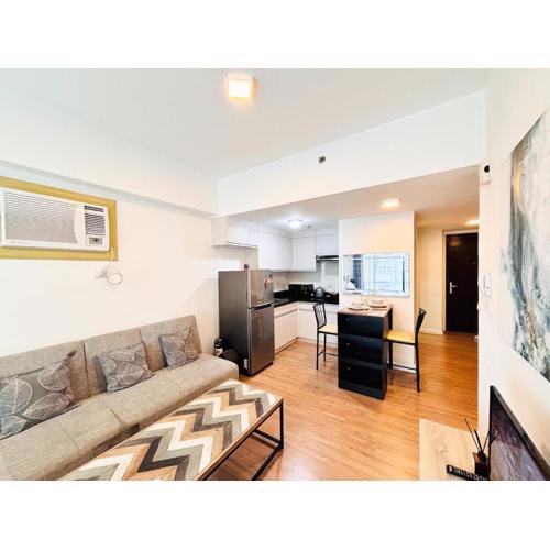 Abreeza Place Cozy Condo