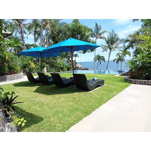 Absolute Beachfront, Paradise, 3BR Villa with Private Pool on 1200m2 of Tropical Land