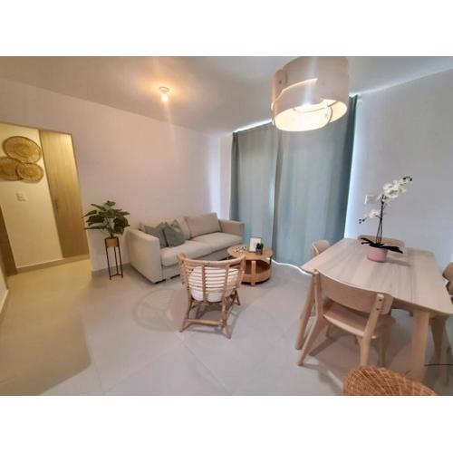 Acogedor apartamento 2 Hab con Terraza