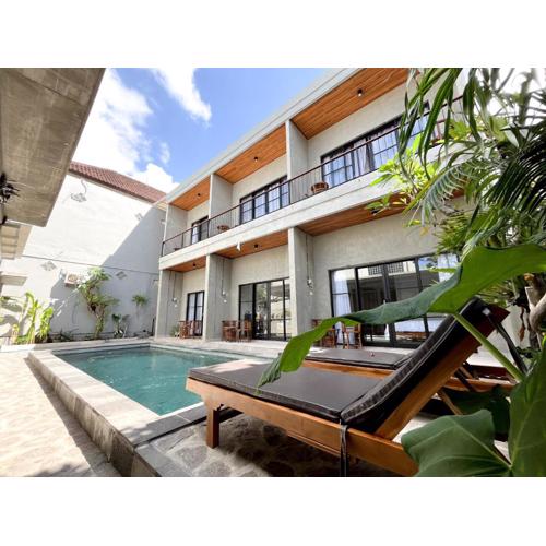 Adi surya guest house