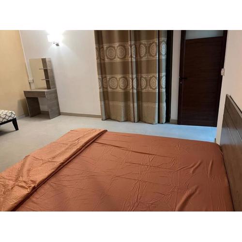 Adorable 2 Bedroom Apartment