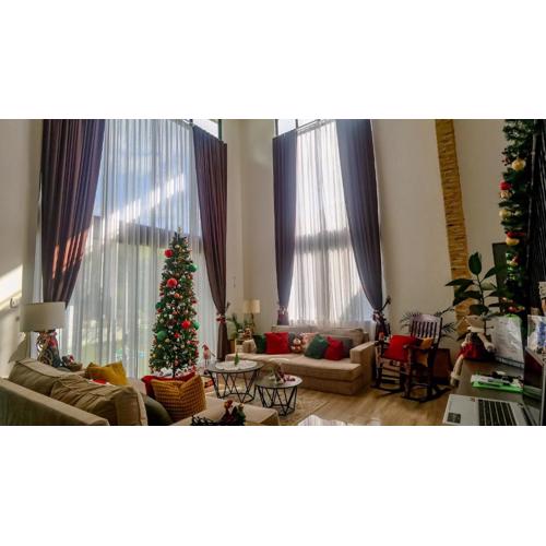 Adora's Place - Sleeps 16