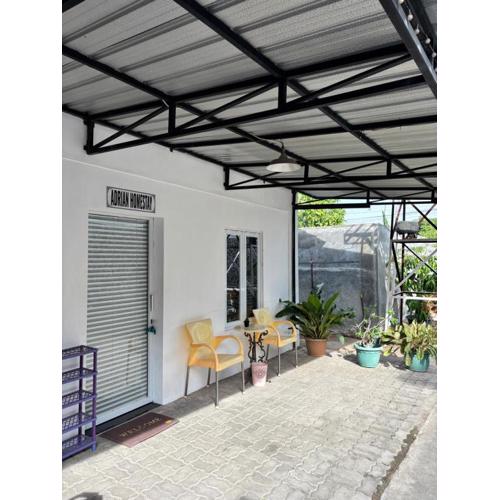 Adrian Family Homestay