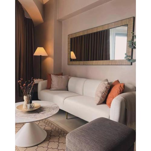 AEON TOWER STUDIO by The 8Flats