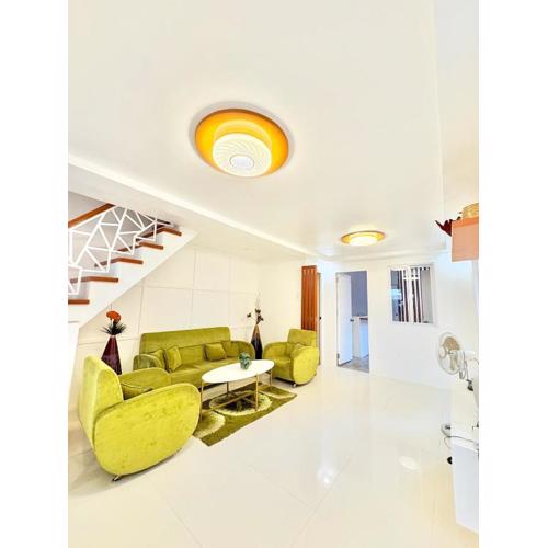 Aesthetic House - 3 minutes away from Airport