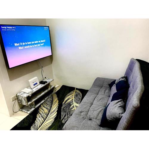 aesthetic suite in edsa smdc fame VERY FAST WIFI