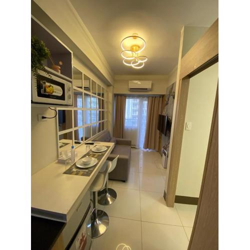 Aesthetic Vibes Condo 2br Near Airport