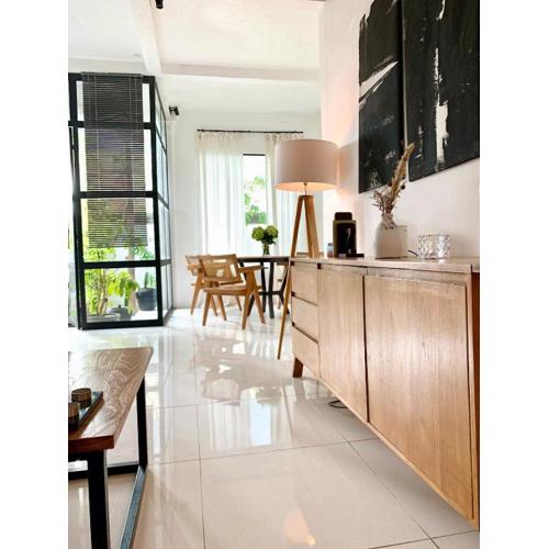 Aesthetic Villa Central Canggu With an Office