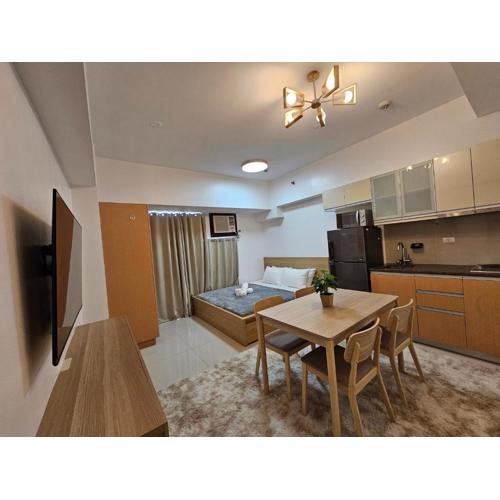 Affordable Condo Suite with 150mbps WIFI and Netflix