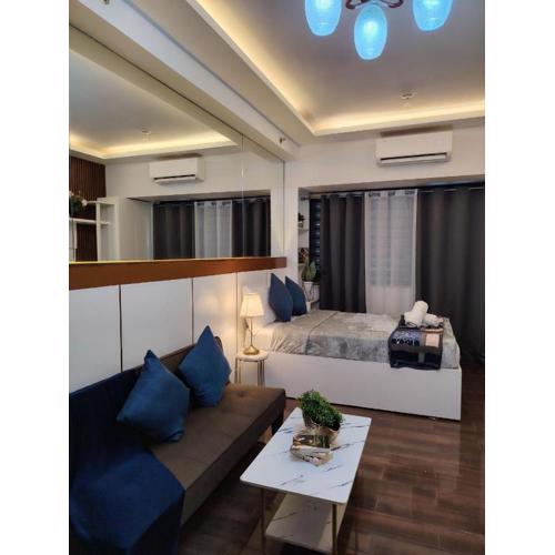Affordable Modern Studio with Netflix WiFi Balcony in Air Residences