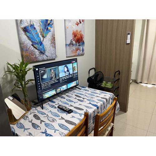Affordable Shore 2 family suite 2 beds City View TV&WiFi MOA 735