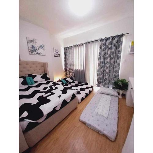 affordable staycation Mesaverte residences