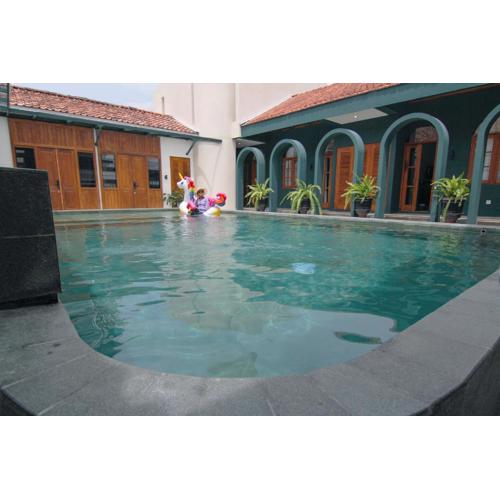 Agung Guest House by RF