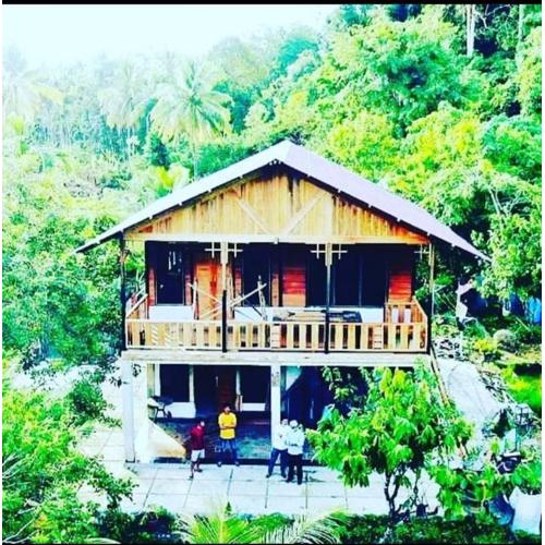 Air Manis Secret Surfcamp