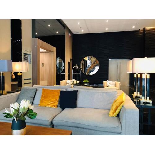 Air residence 1BR with balcony FREE NETFLIX and DISNEY PLUS